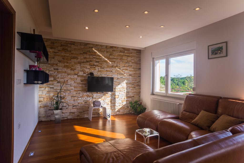 Apartment Galjanic Buzdohanj Zimmer foto